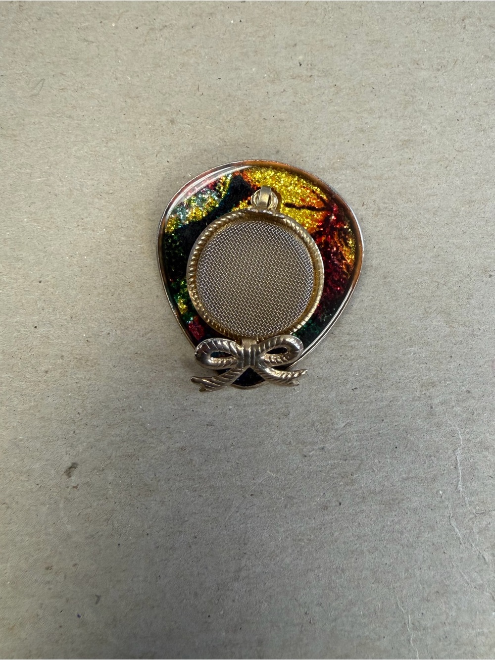 Vintage 80s Multicolor Goldtone Hat Brooch
